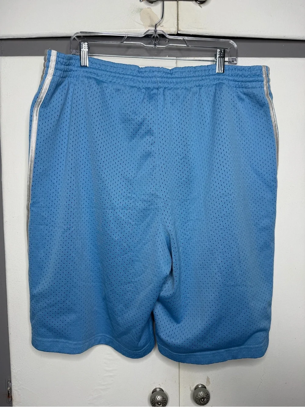 Adidas Basketball Mesh Baggy Shorts men's XL Carolina Blue Vintage 90s y2k